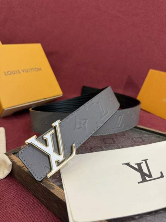 Picture of Louis Vuitton Belts _SKUfw239930991fw